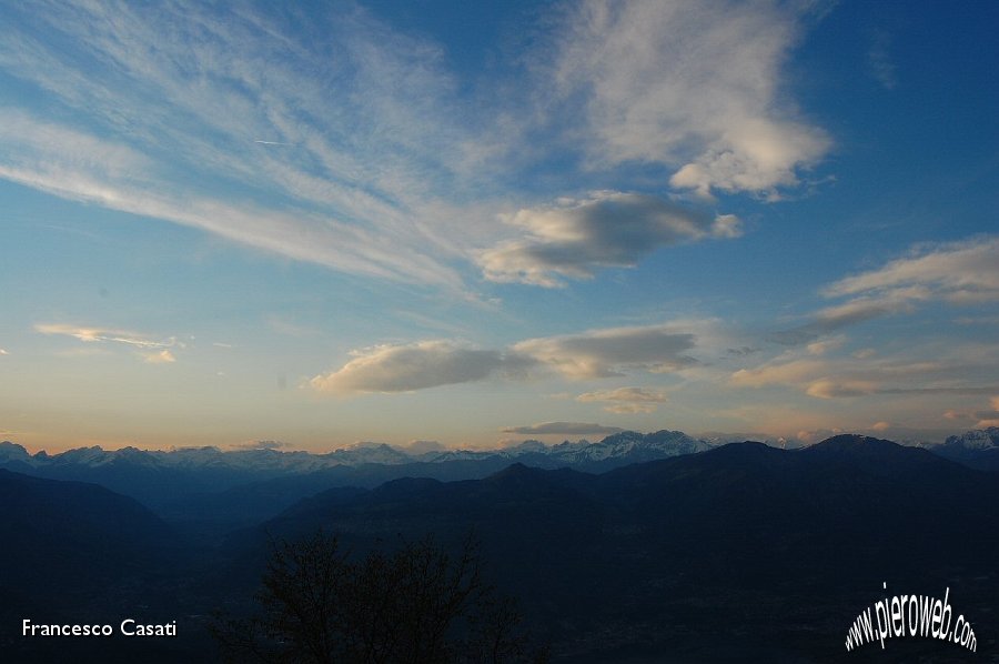 08 Il Tramonto avanza.jpg